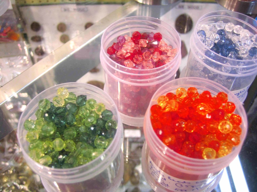 Glass diamond cut beads
